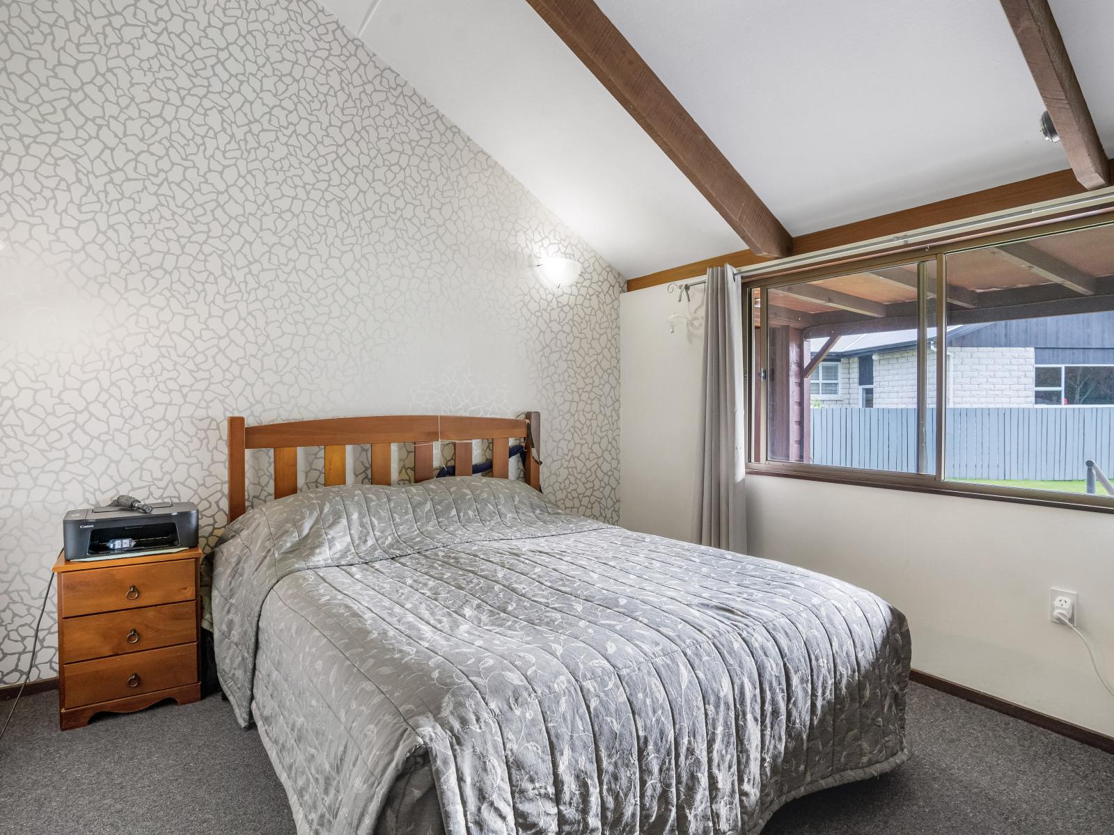 17 Niddry Crescent, Winton