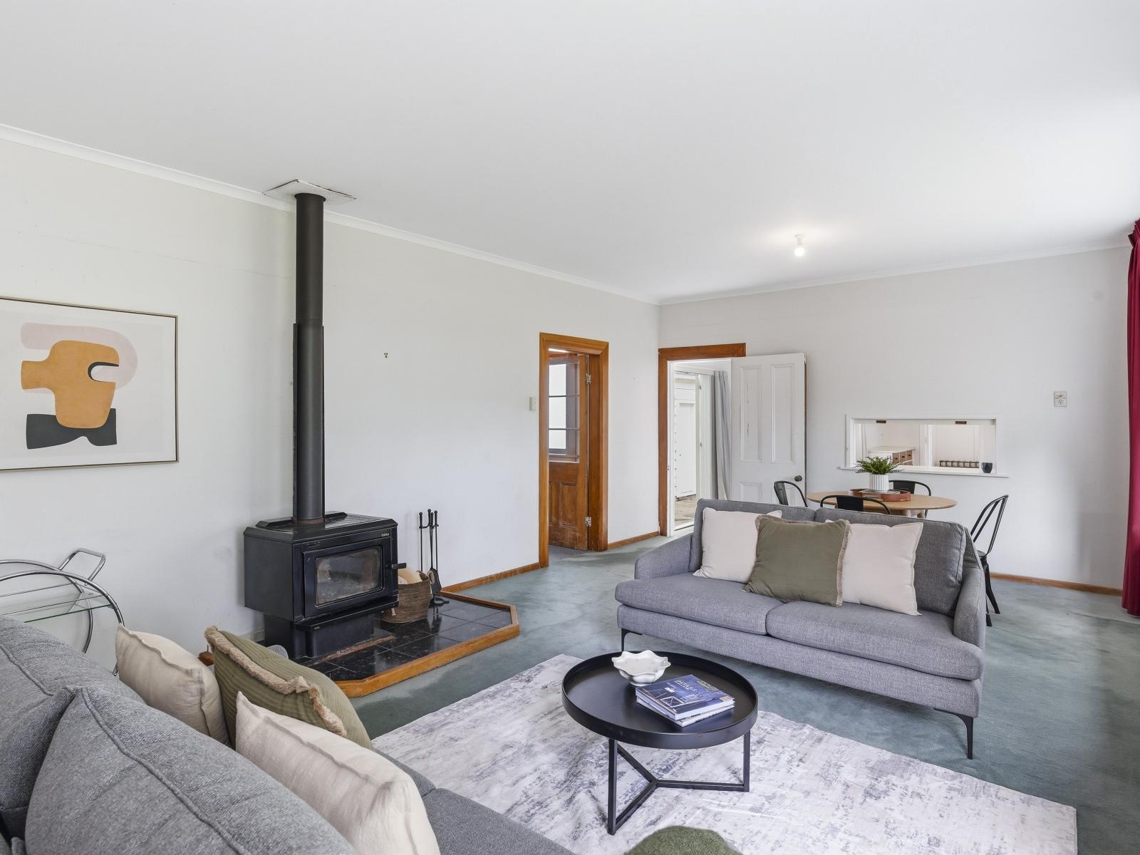 225 Kuku Beach Road, Manakau