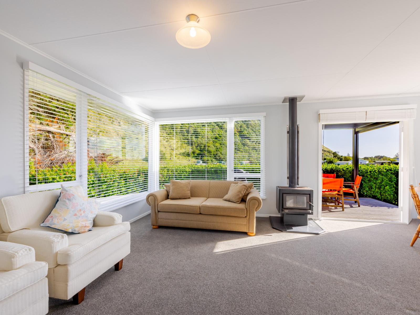 15 John Ross Place, Kairakau Beach