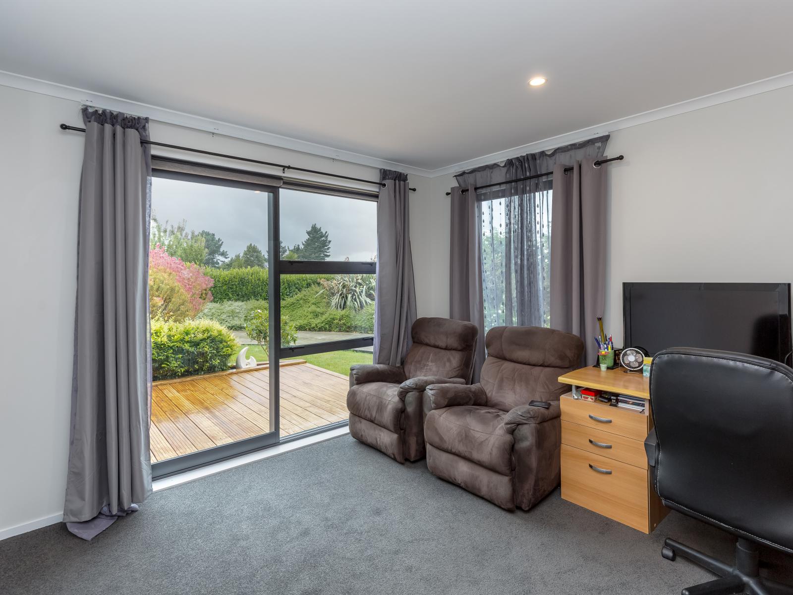 6 Ataahua Place, Featherston