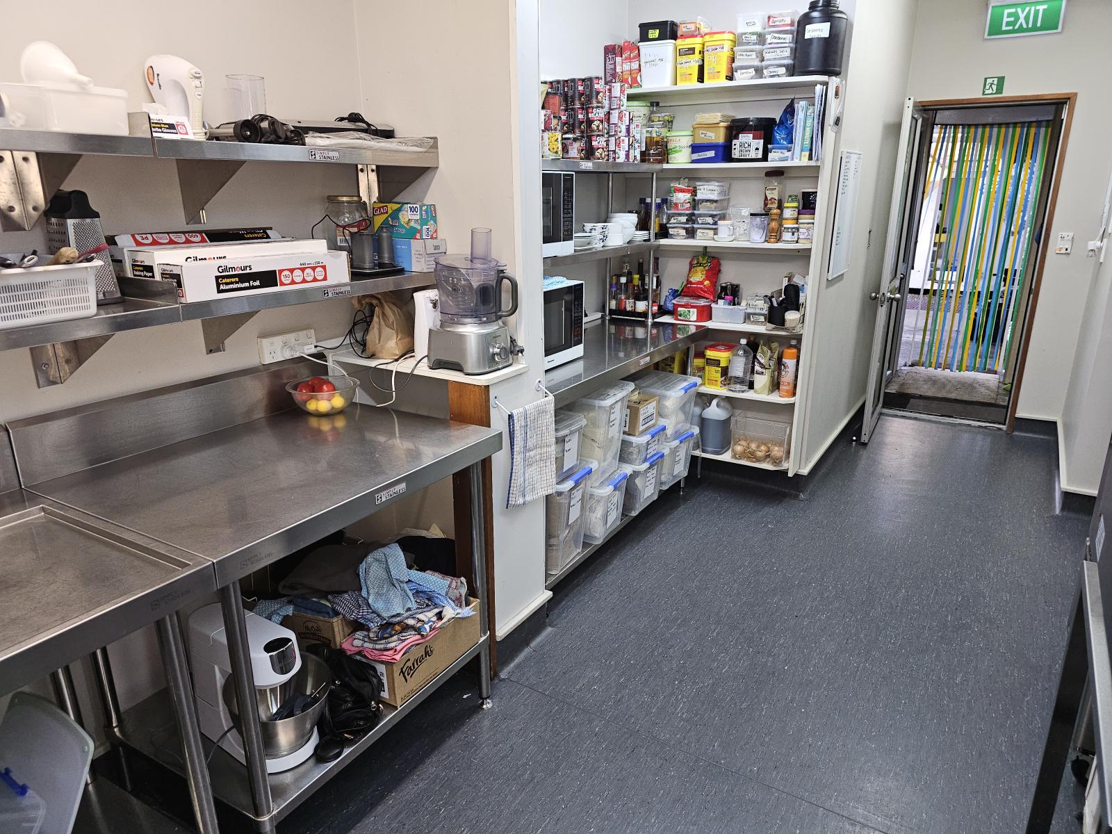 7370 State Highway 6, Charleston