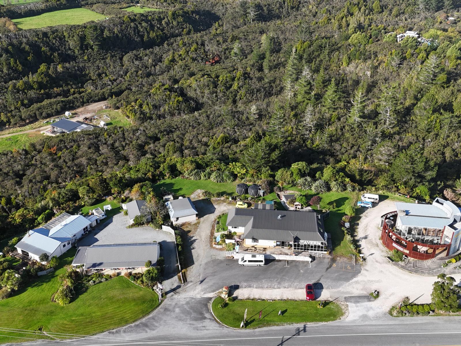 7370 State Highway 6, Charleston