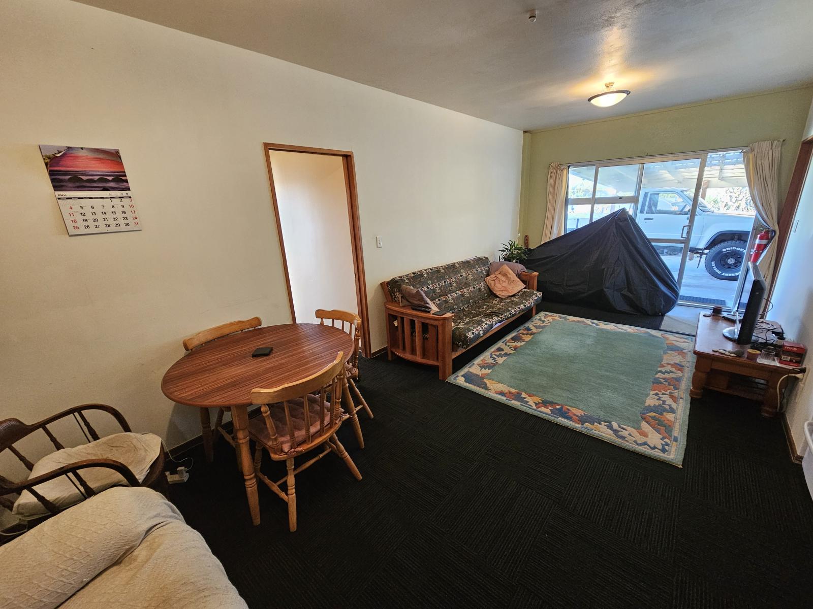 7370 State Highway 6, Charleston