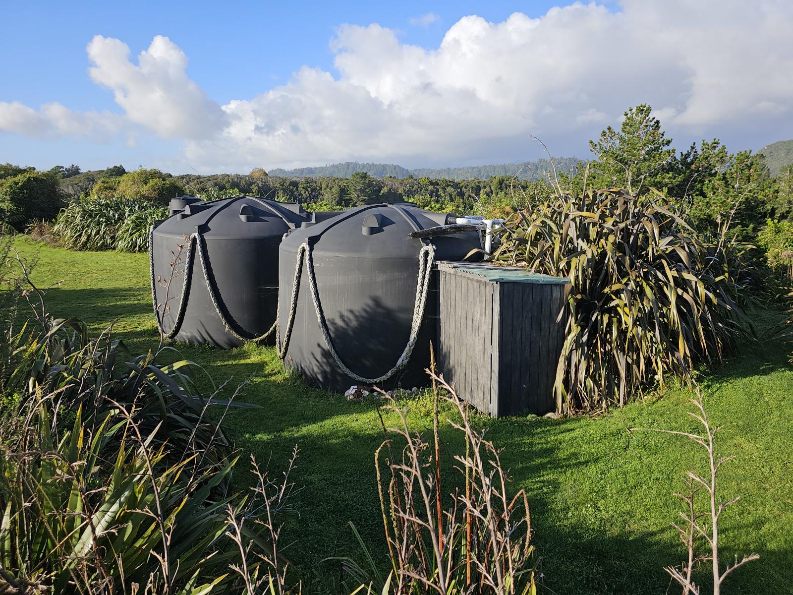 7370 State Highway 6, Charleston