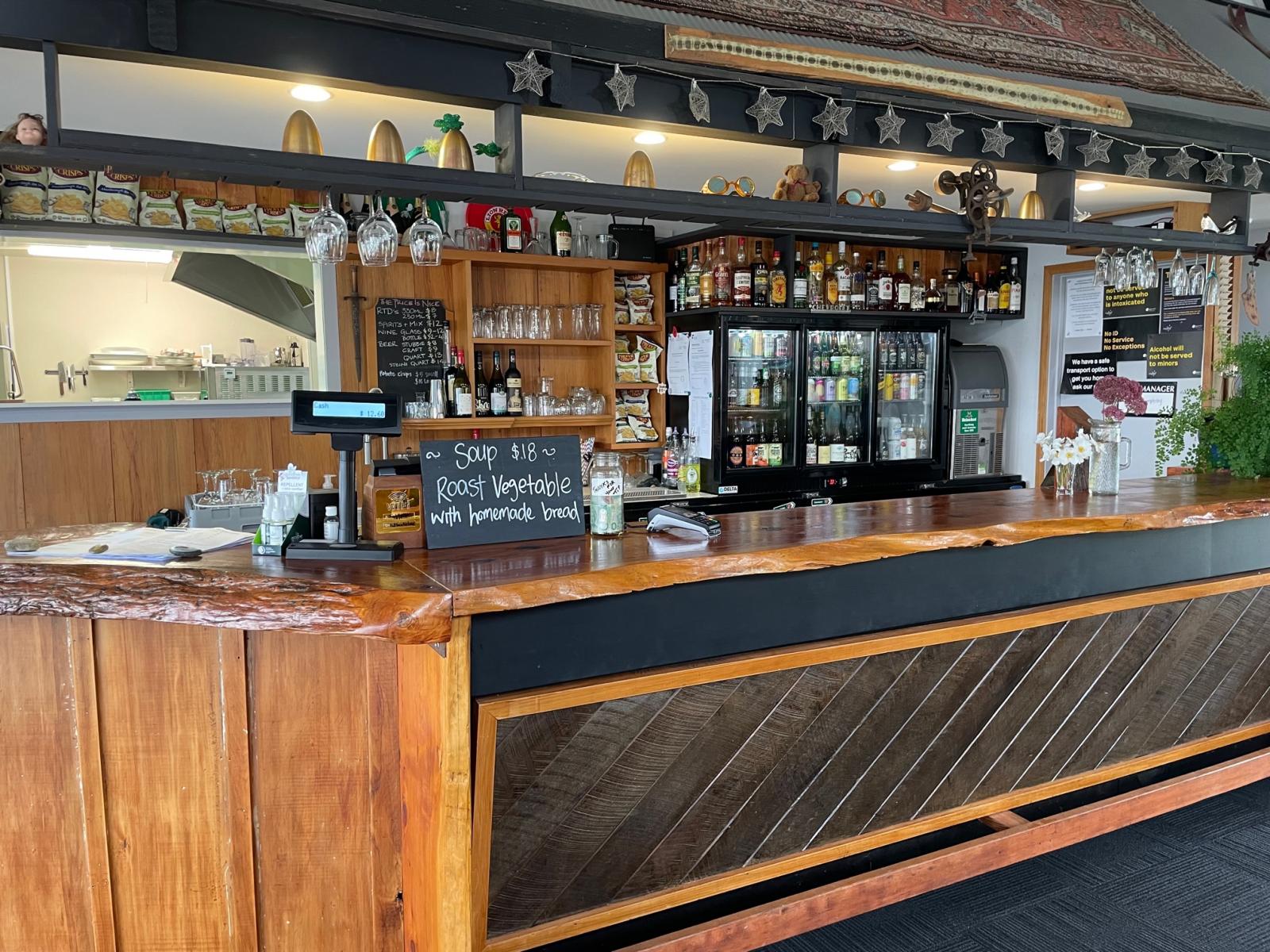 7370 State Highway 6, Charleston