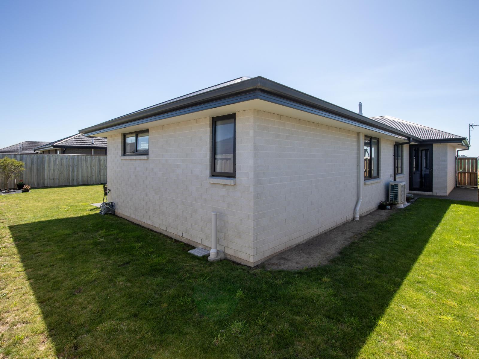 6 Blackbird Way, Rolleston