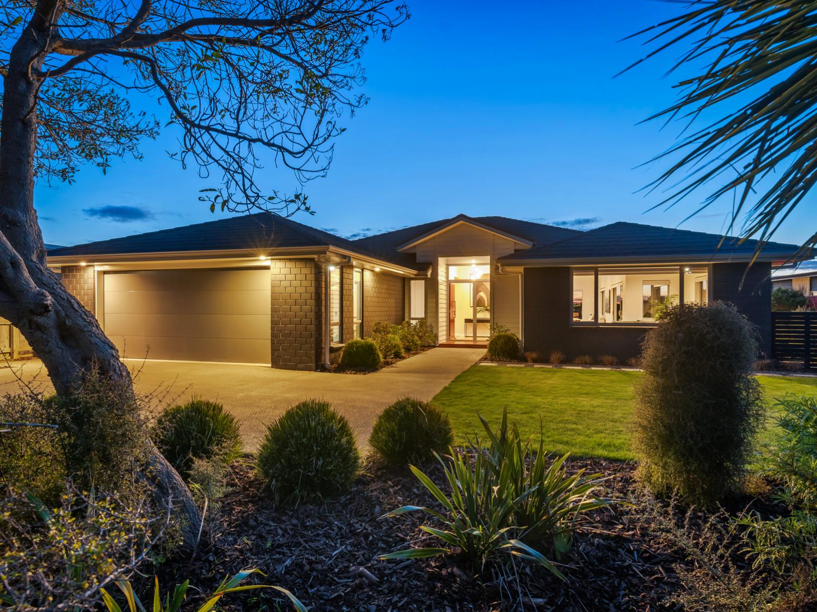 11 Taranui Way, Paraparaumu Beach