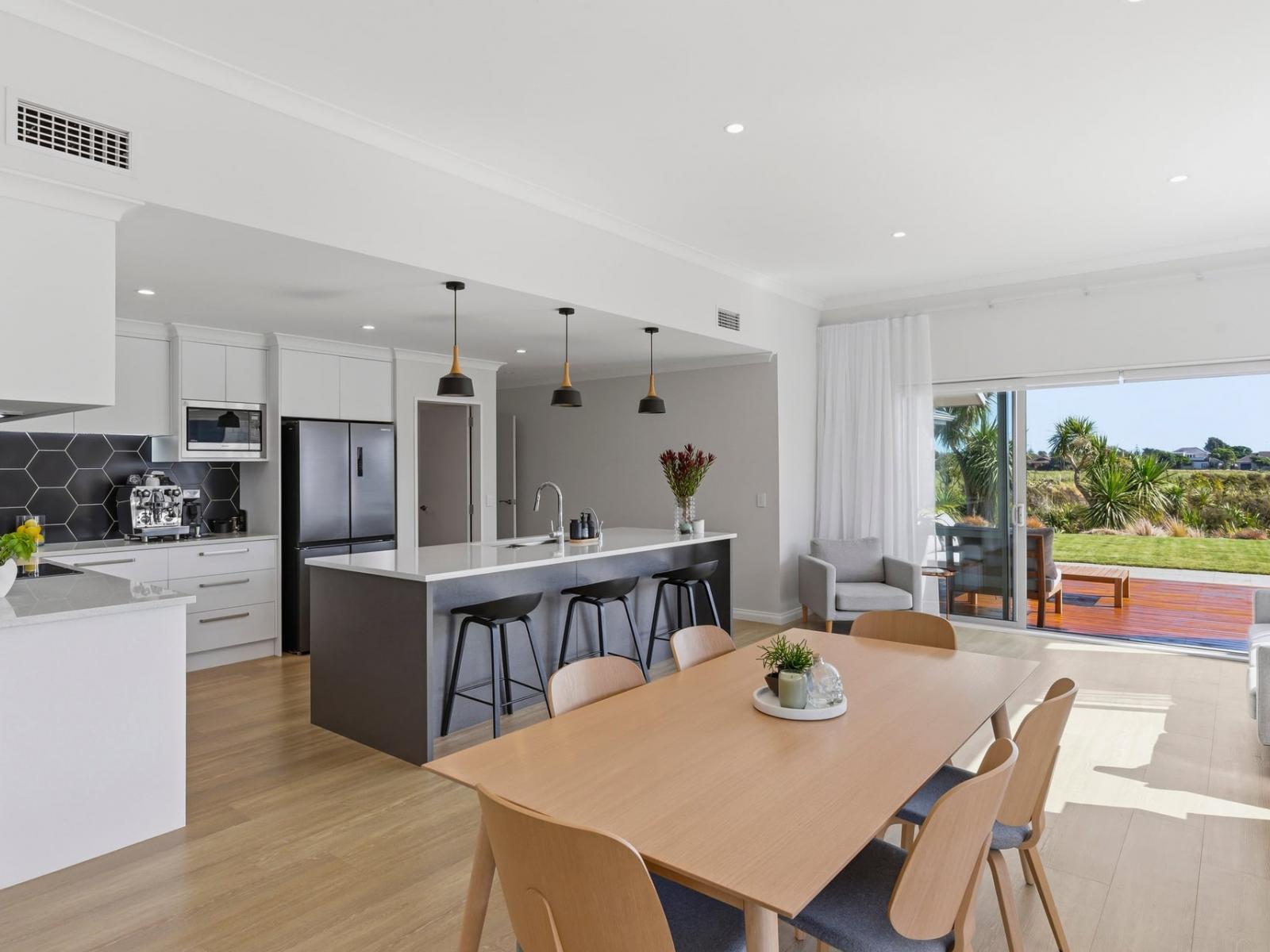 11 Taranui Way, Paraparaumu Beach