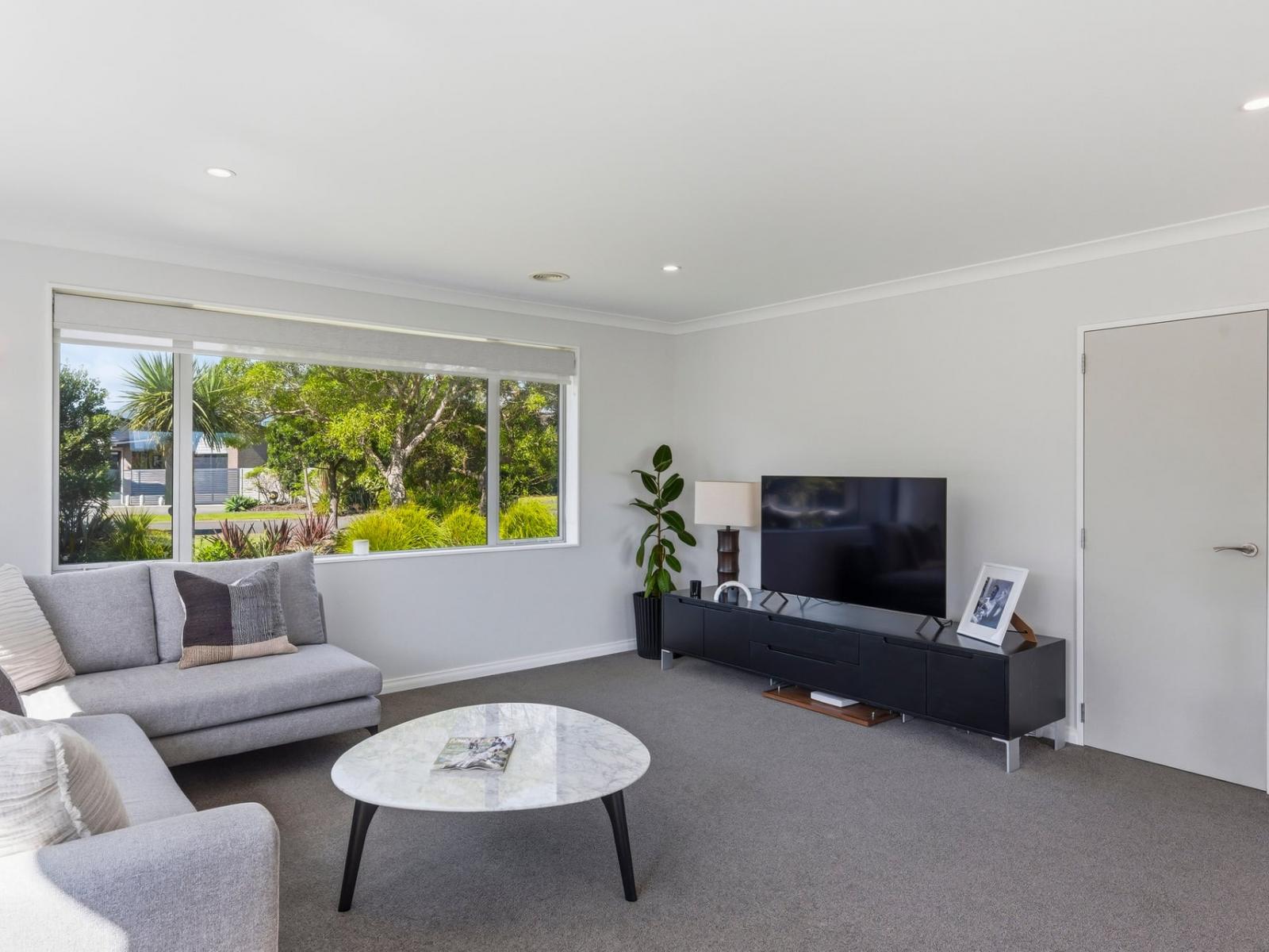 11 Taranui Way, Paraparaumu Beach