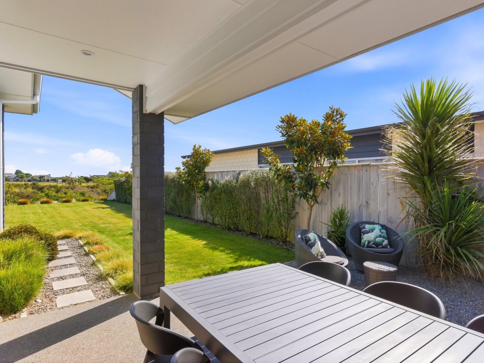 11 Taranui Way, Paraparaumu Beach