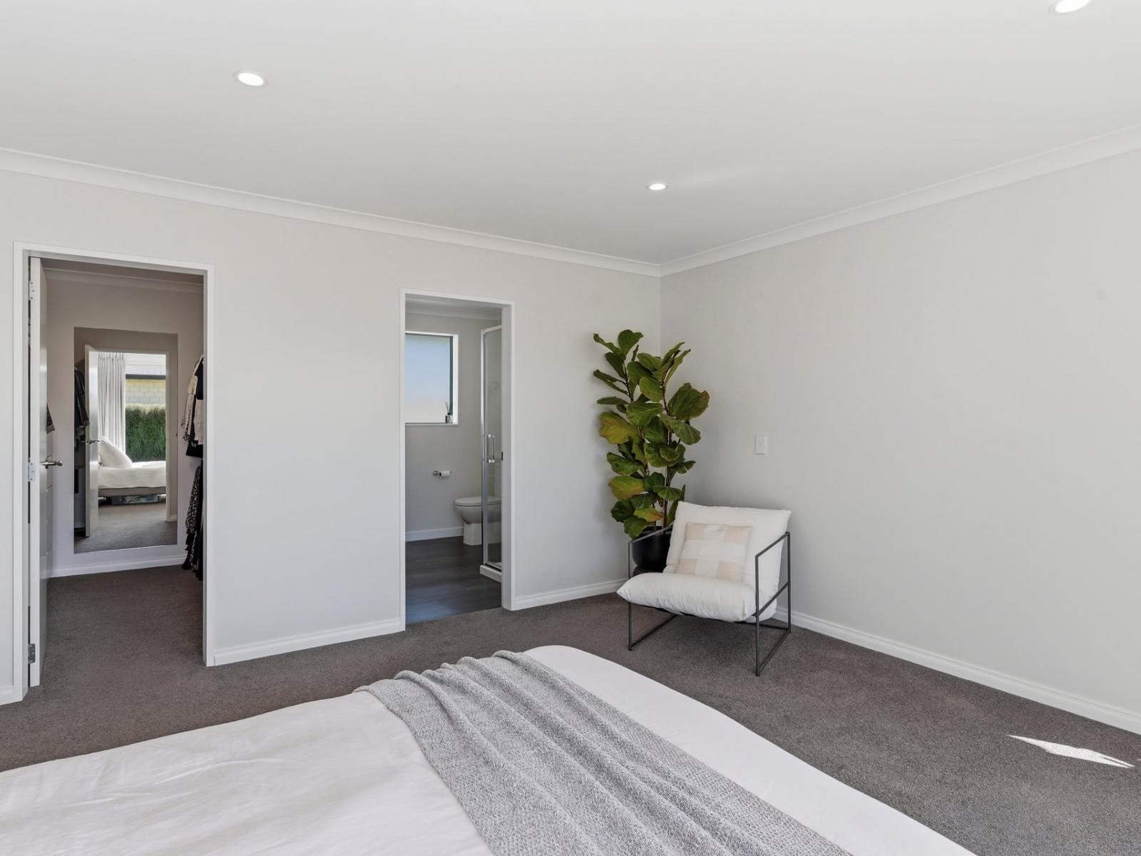 11 Taranui Way, Paraparaumu Beach