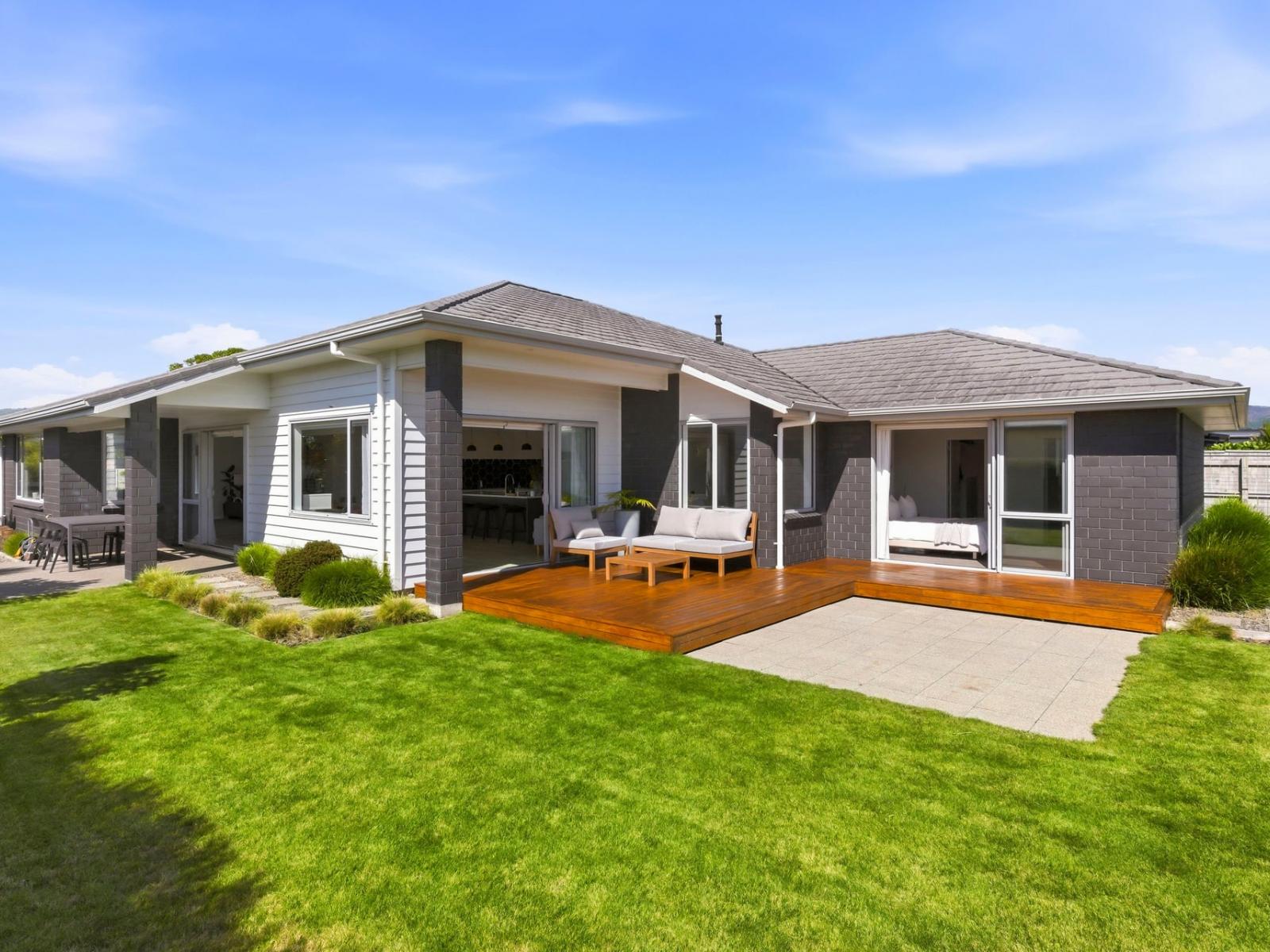 11 Taranui Way, Paraparaumu Beach