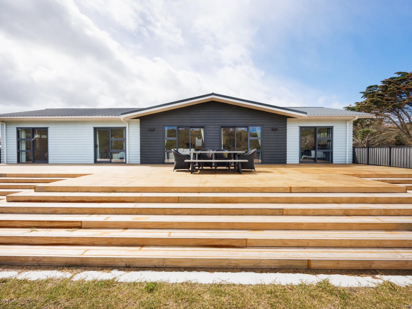 52 Hunia Terrace, Himatangi Beach