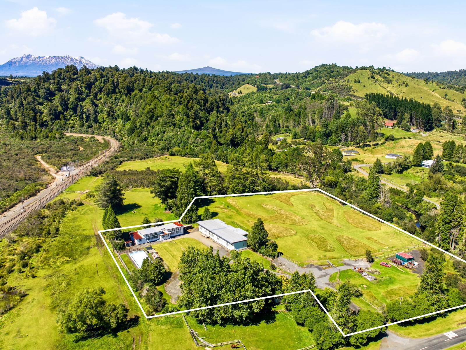 44-46 Raurimu Road, National Park
