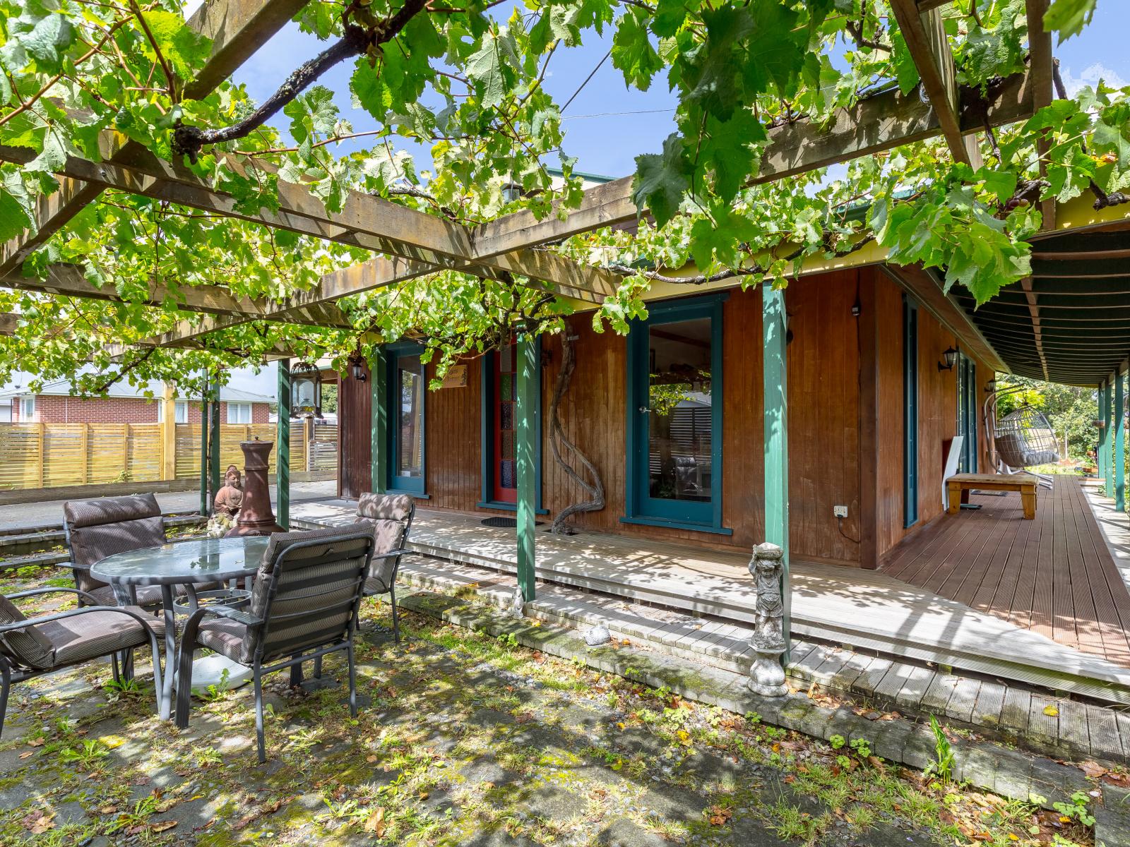 11 Frederick Street, Carterton