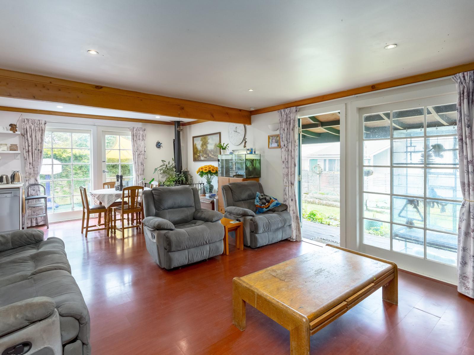 11 Frederick Street, Carterton