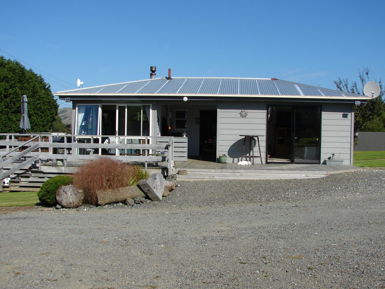 586 Niagara-Waikawa Road, Waikawa