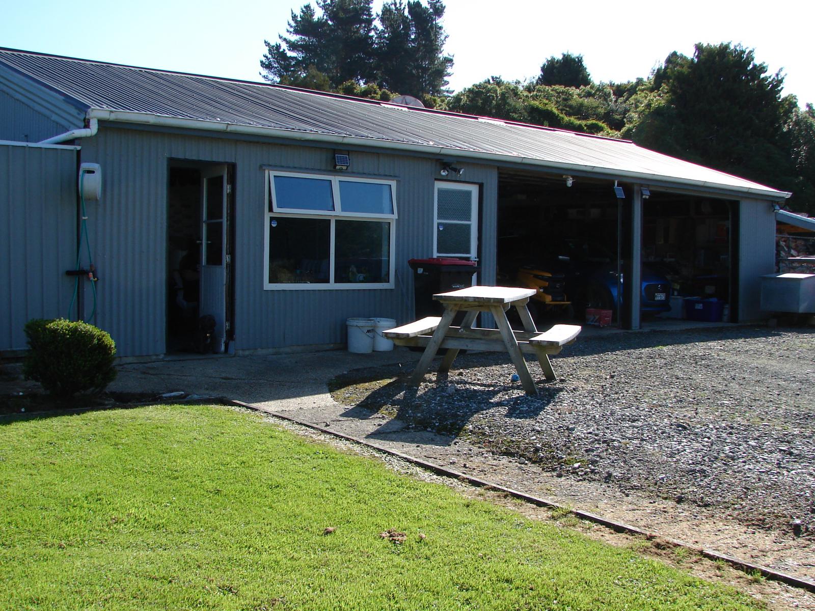 586 Niagara-Waikawa Road, Waikawa