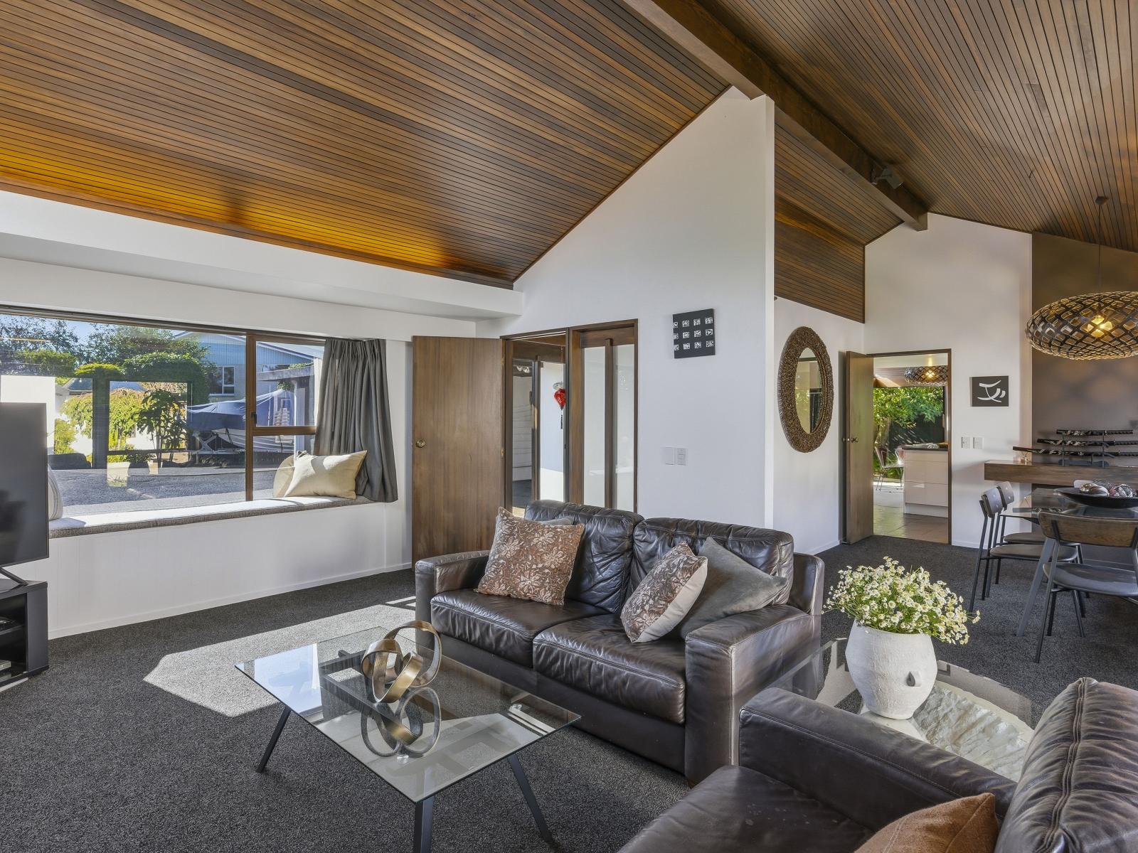 30 Callender Terrace, Paraparaumu Beach