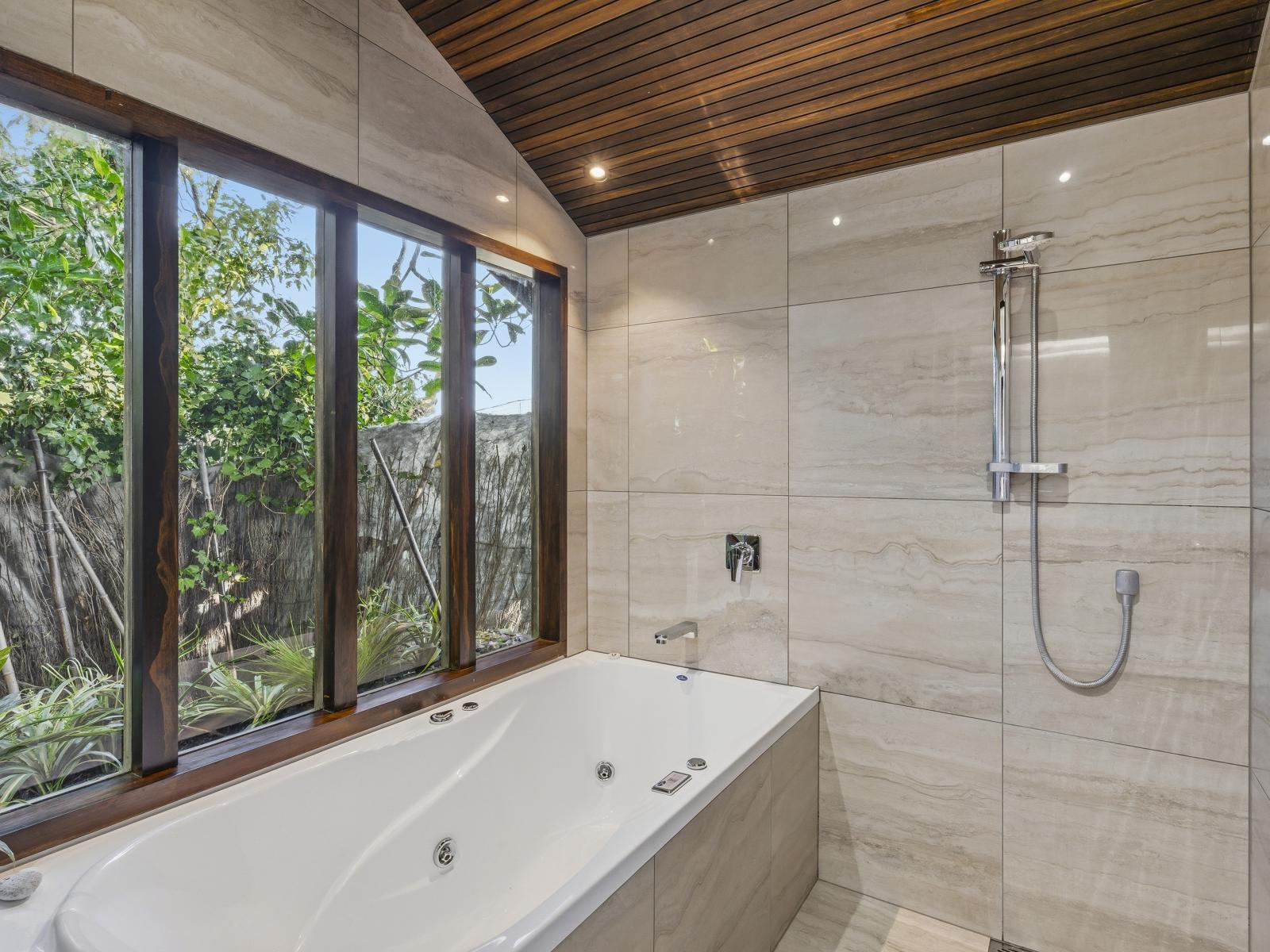 30 Callender Terrace, Paraparaumu Beach