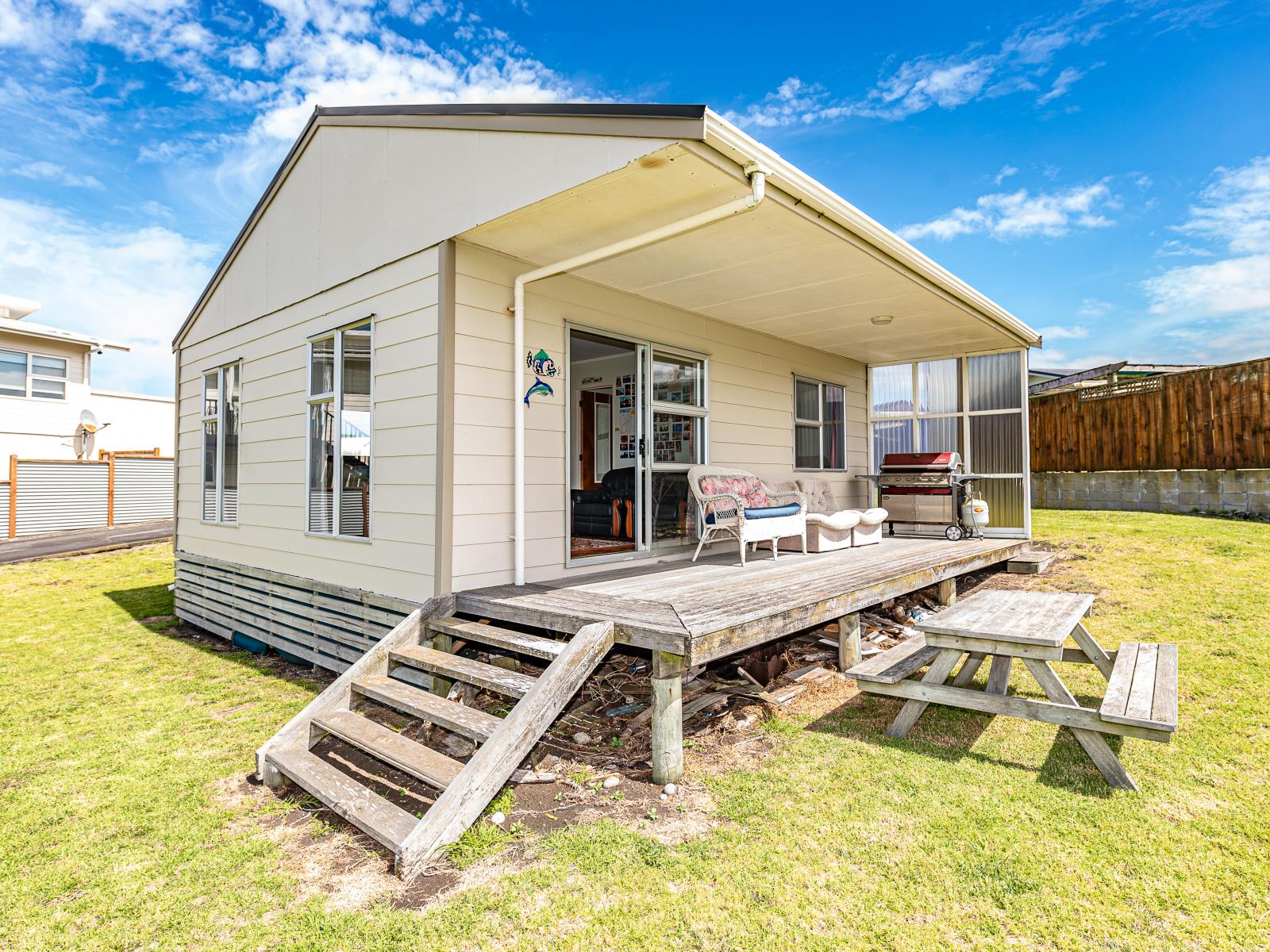 15 Nukumaru Parade, Waiinu Beach