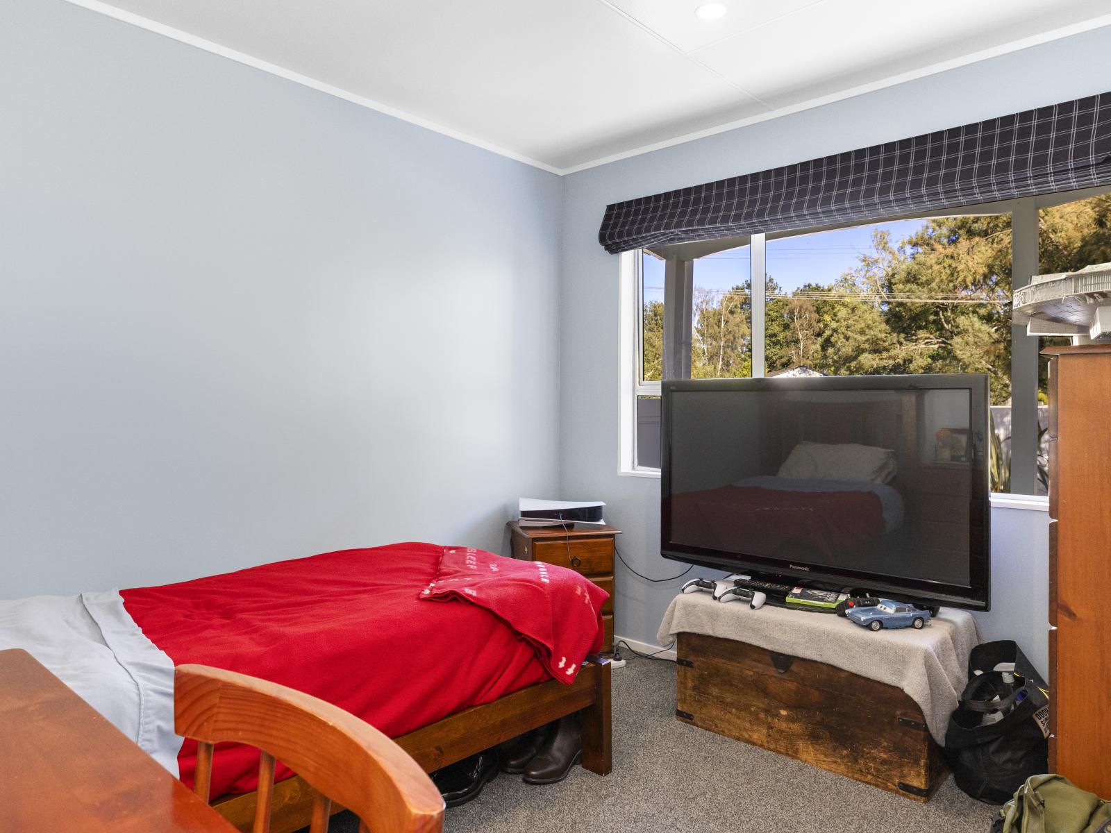 722 River Road, Broadlands