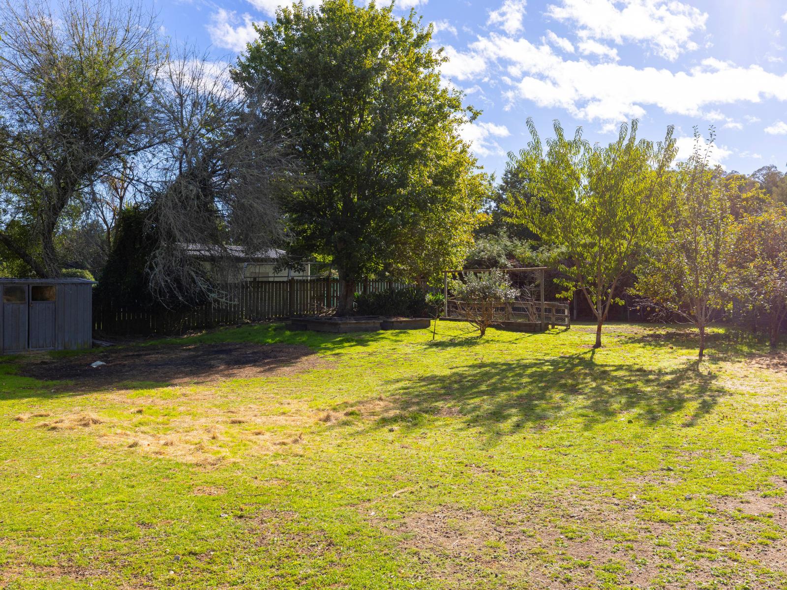 722 River Road, Broadlands