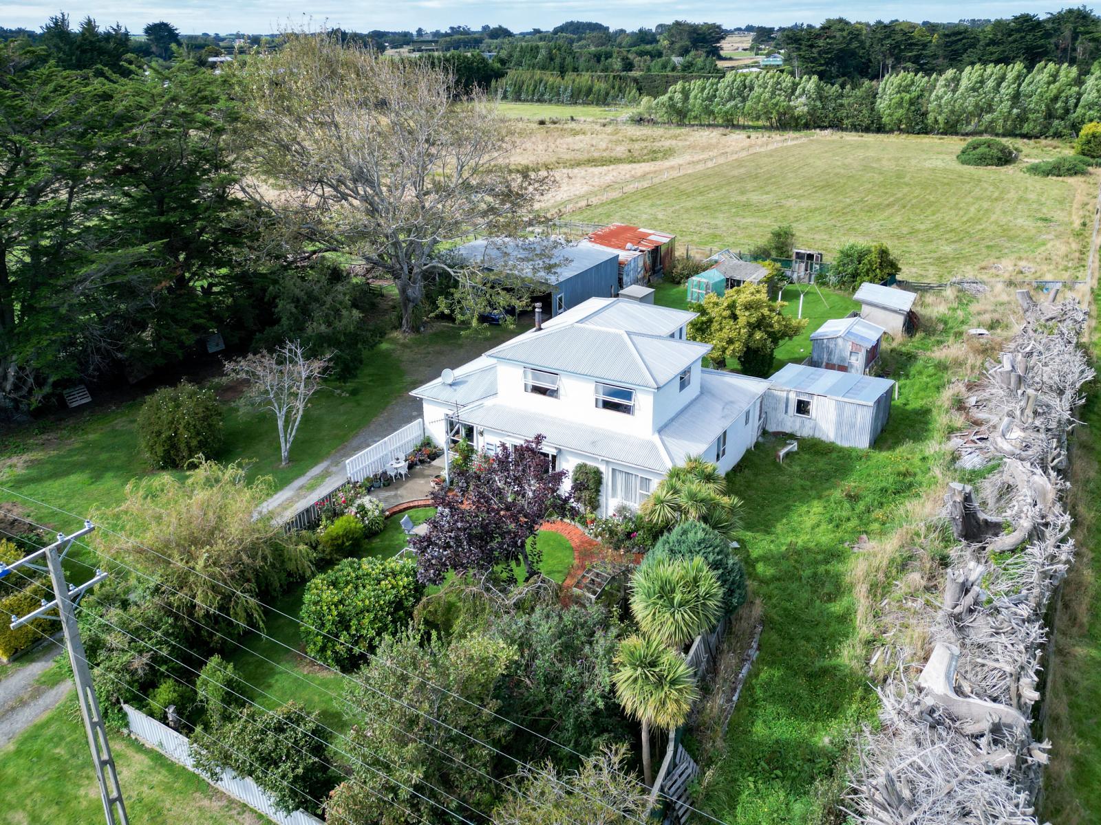 385 and 401 McQuarrie Street, Tisbury