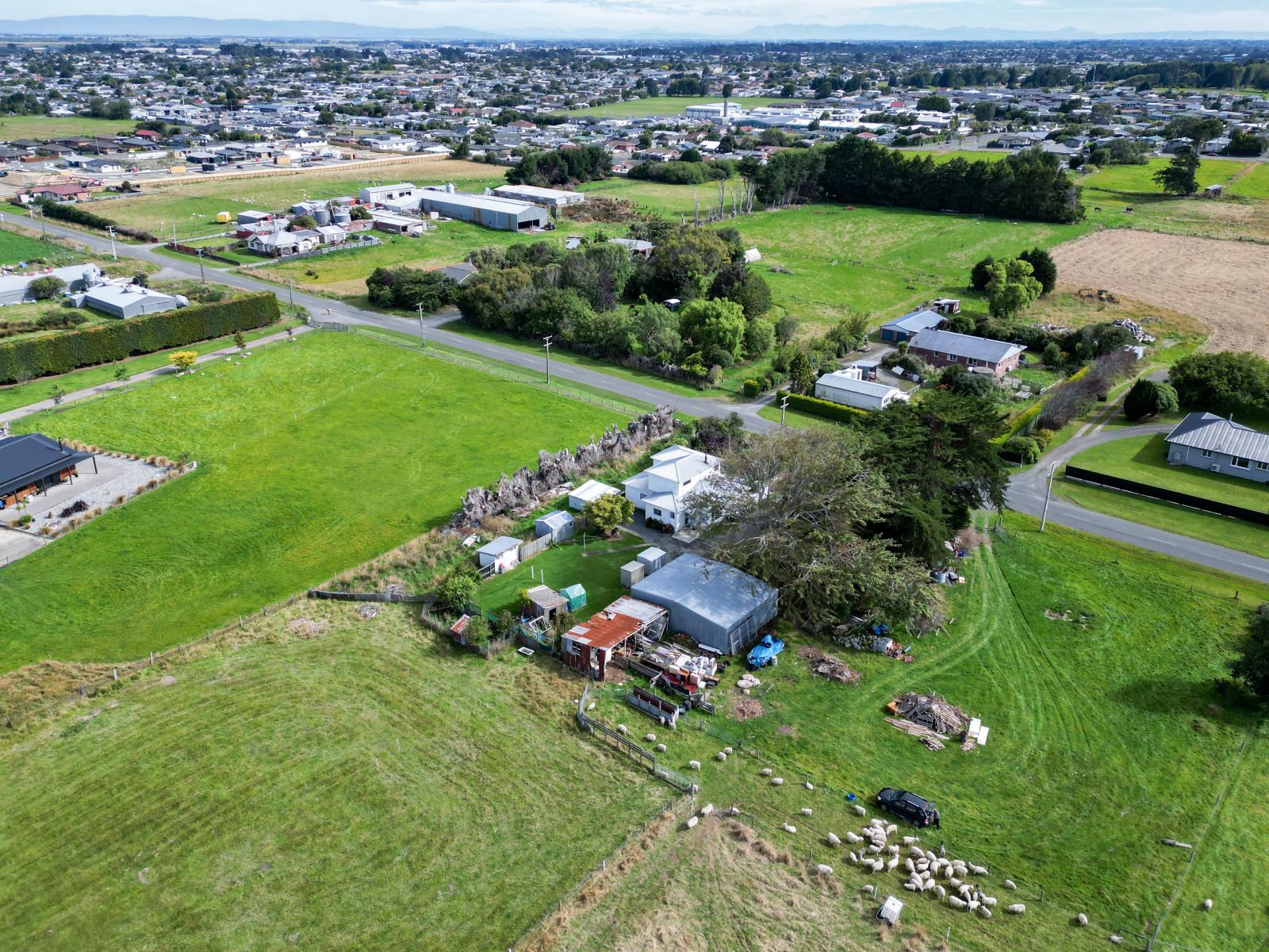 385 and 401 McQuarrie Street, Tisbury