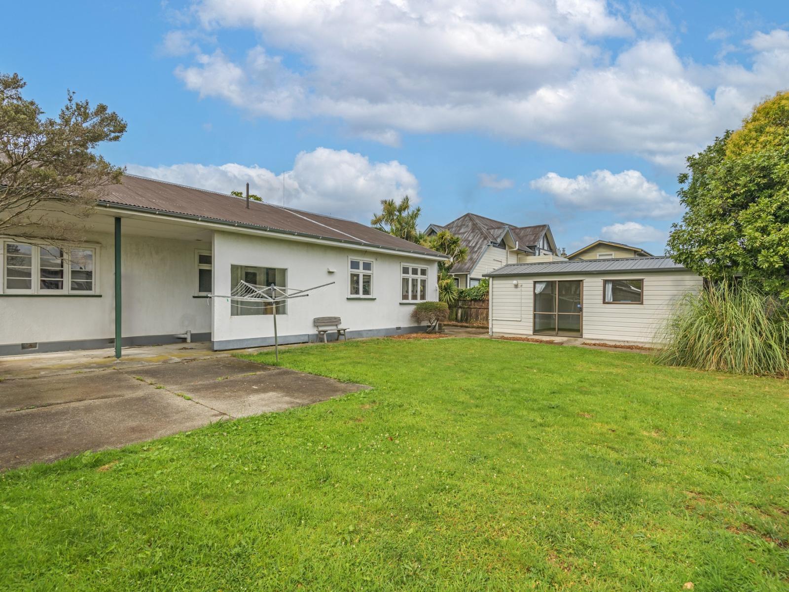 15 St Johns Avenue, Palmerston North