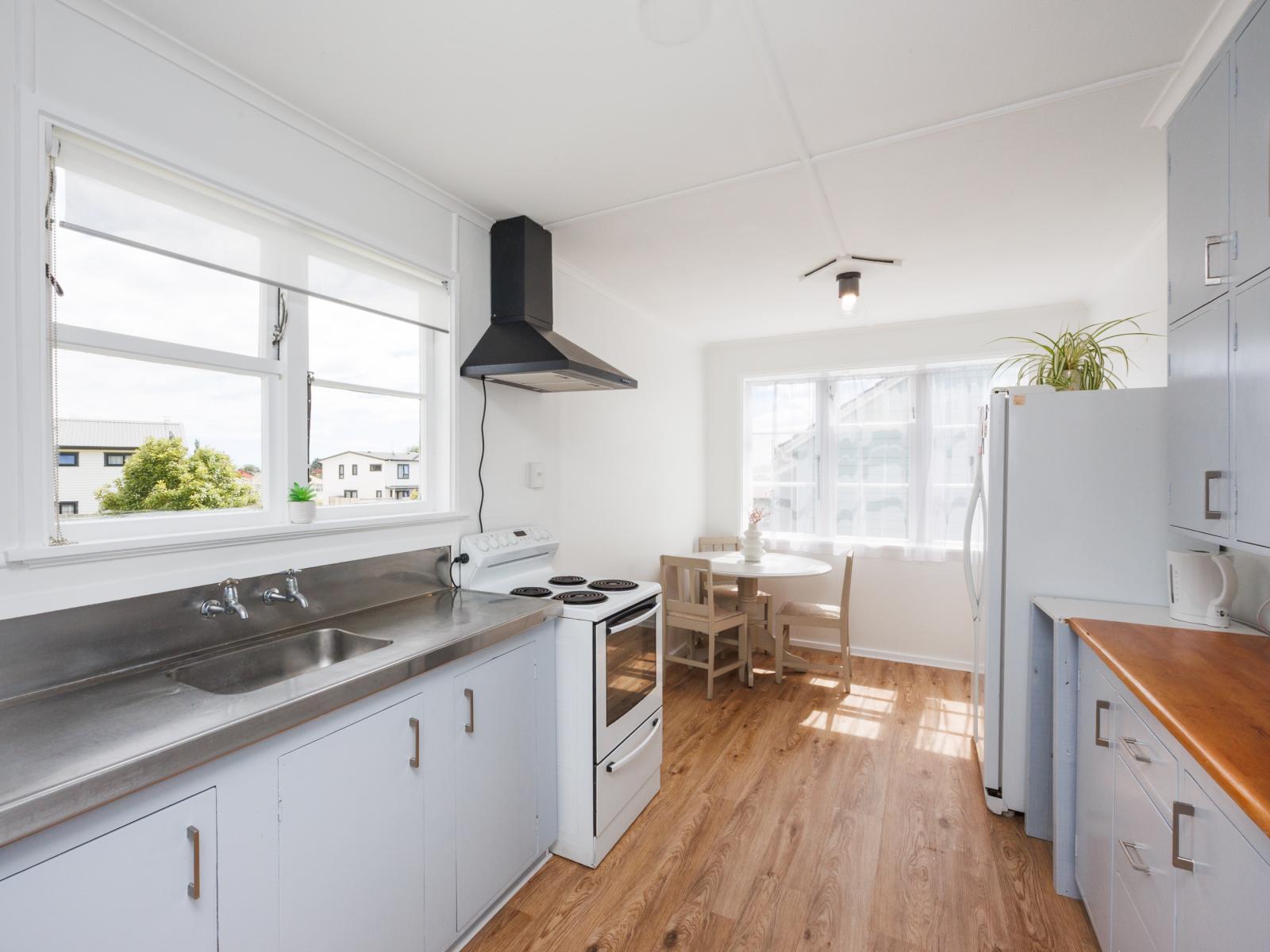 50 Clyde Crescent, Roslyn