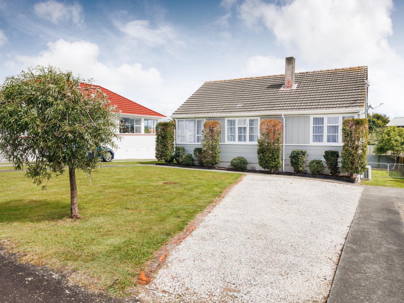 50 Clyde Crescent, Roslyn