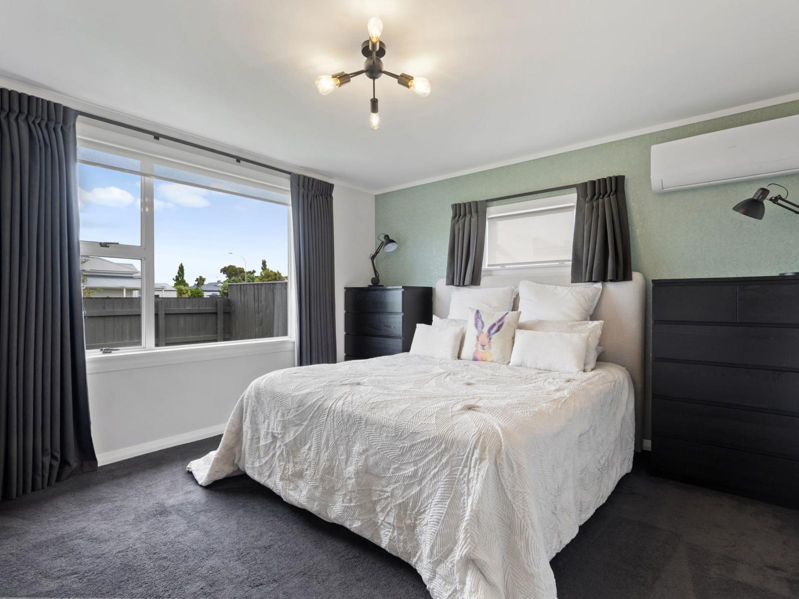 87 Ferguson Street, West End