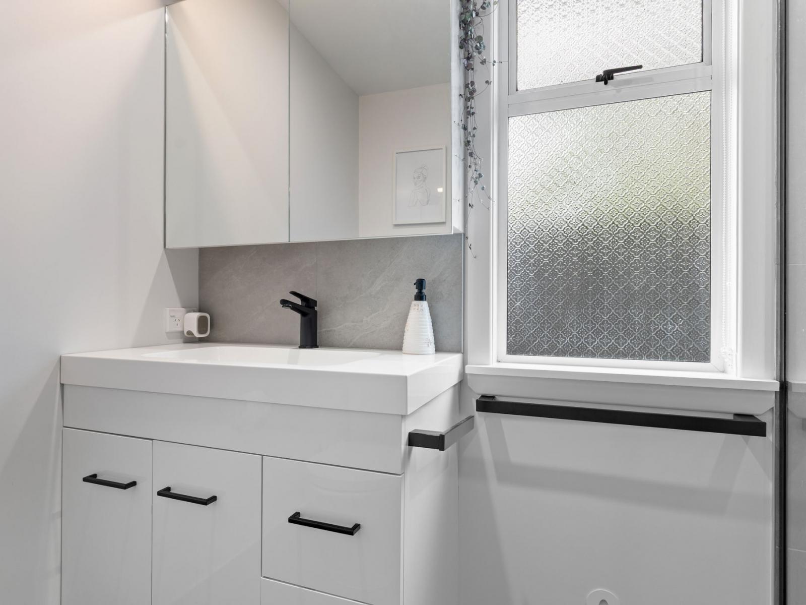 87 Ferguson Street, West End