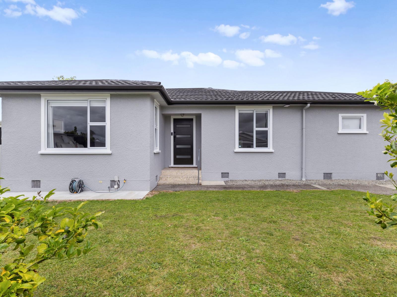 87 Ferguson Street, West End