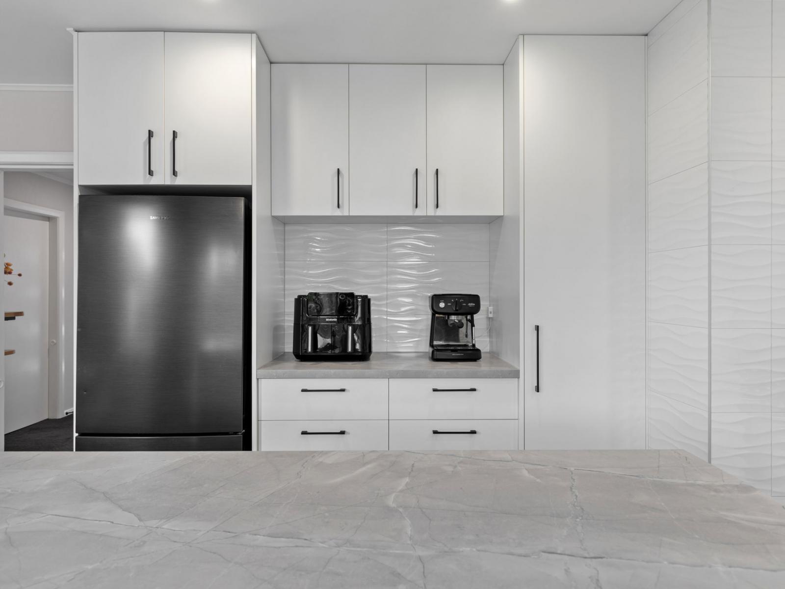 87 Ferguson Street, West End