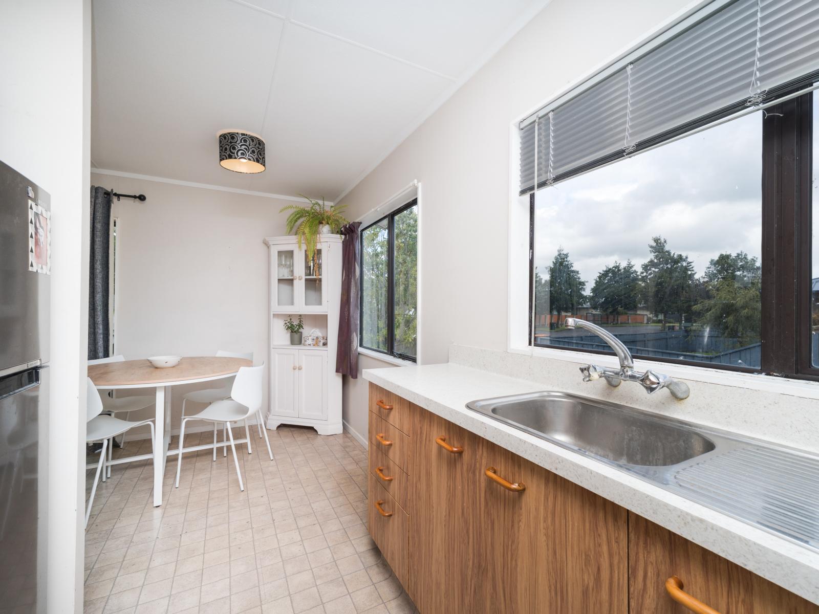 99 Hillcrest Drive, Kelvin Grove