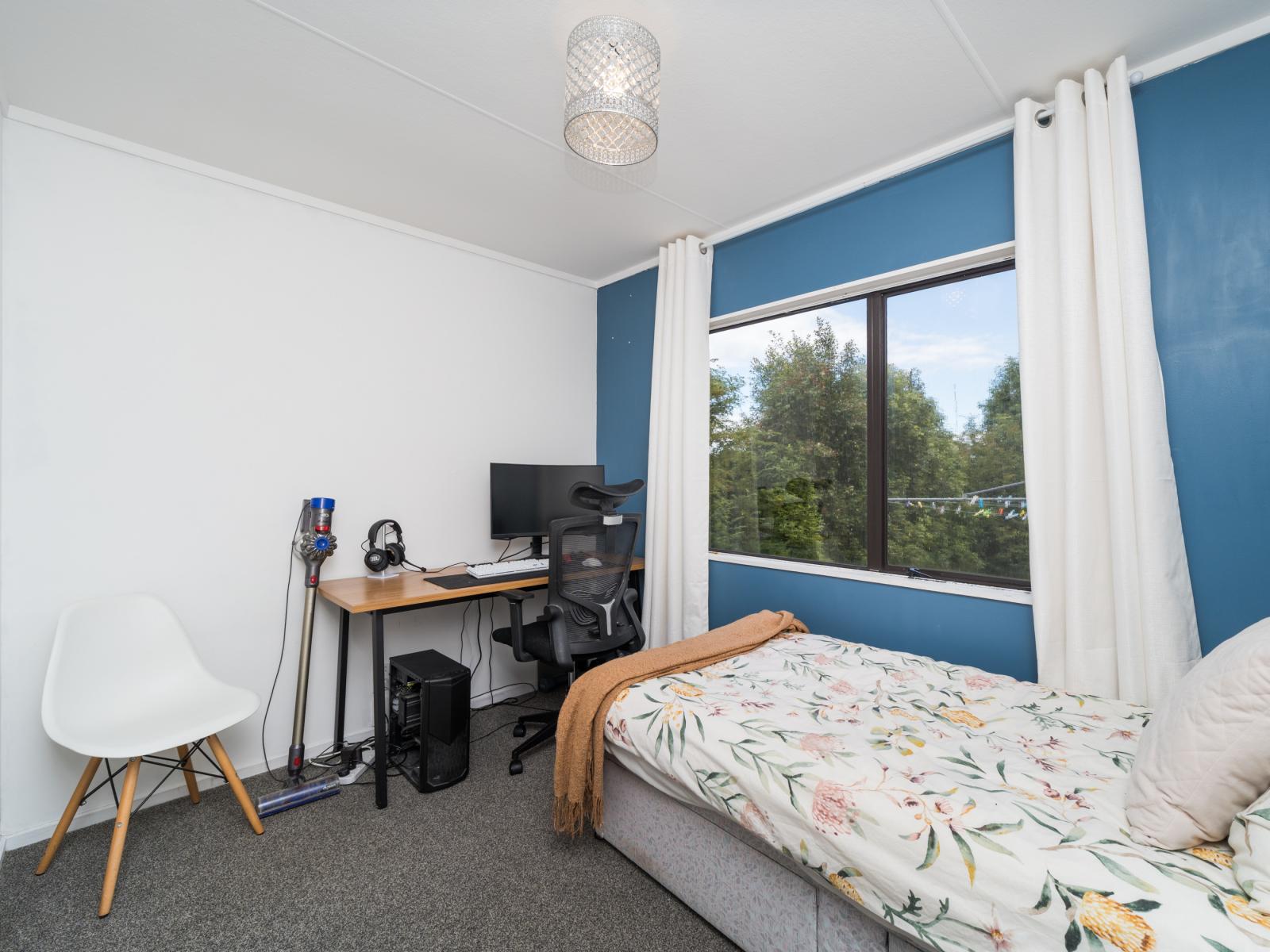 99 Hillcrest Drive, Kelvin Grove