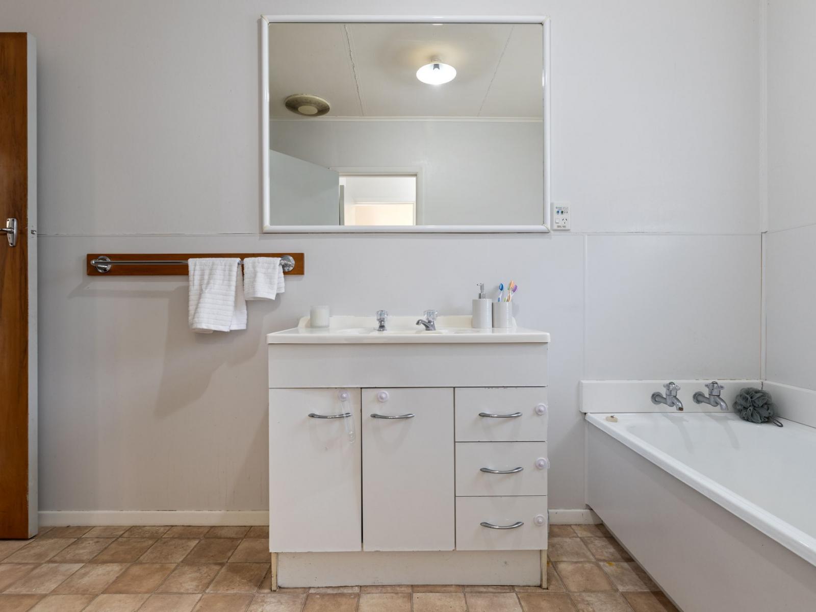 87 College Street, Awapuni