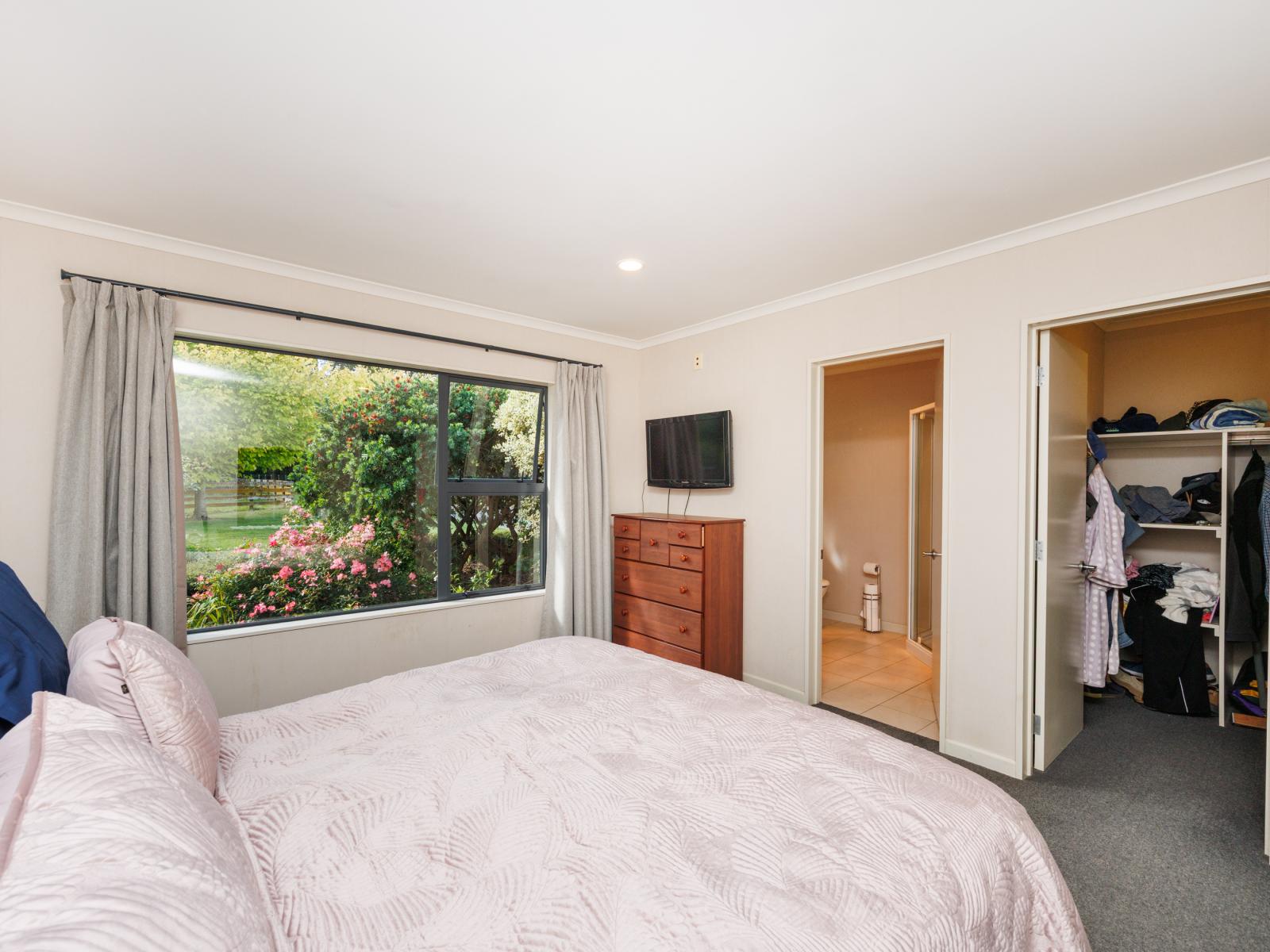 285 Forlong Road, Colyton