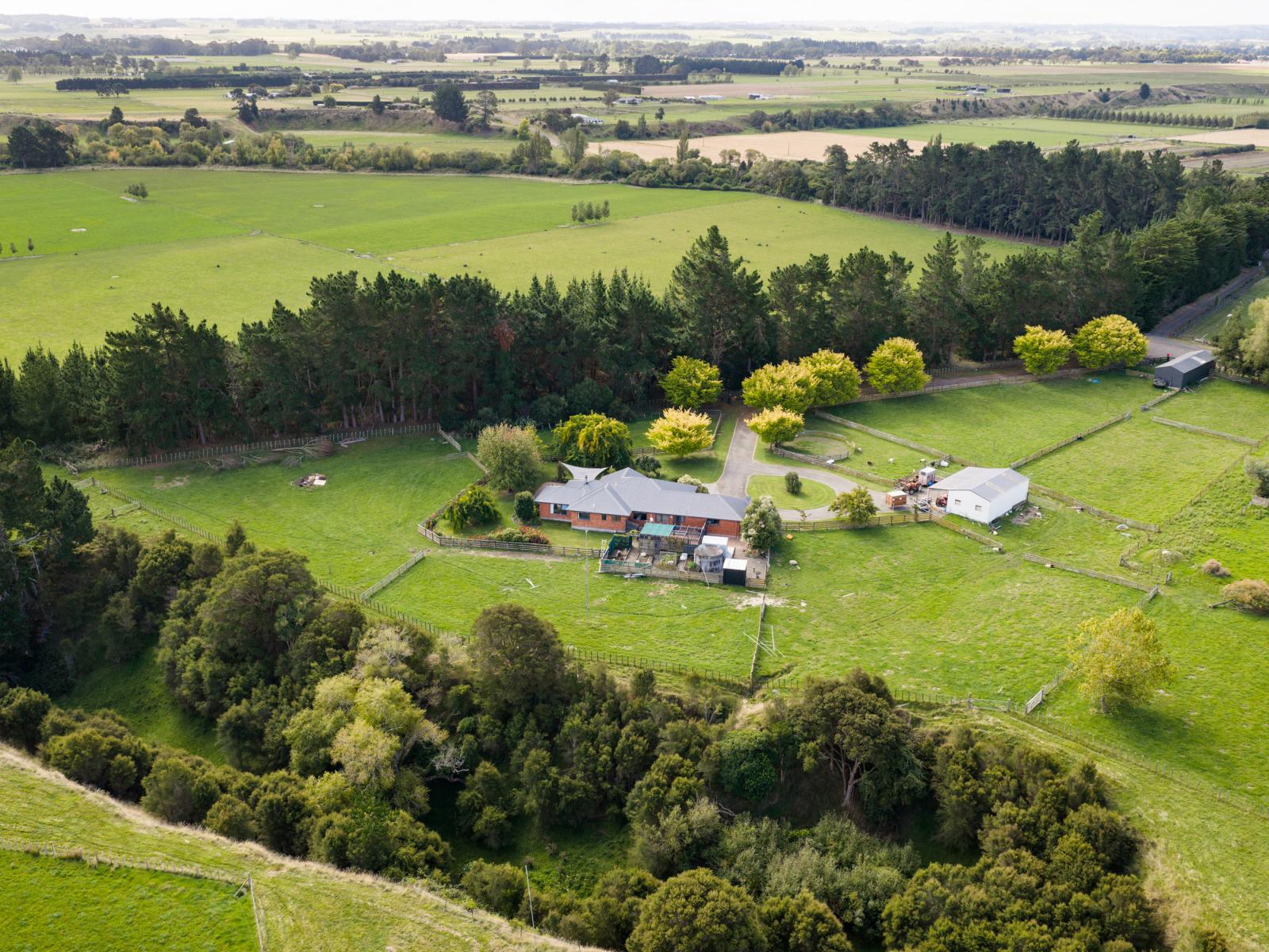 285 Forlong Road, Colyton