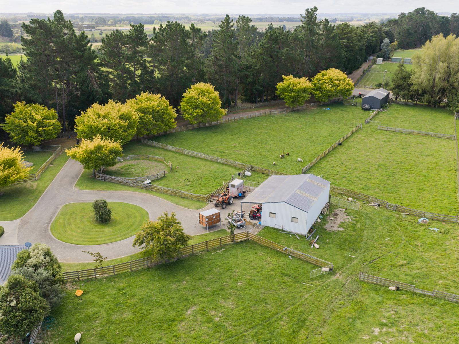 285 Forlong Road, Colyton