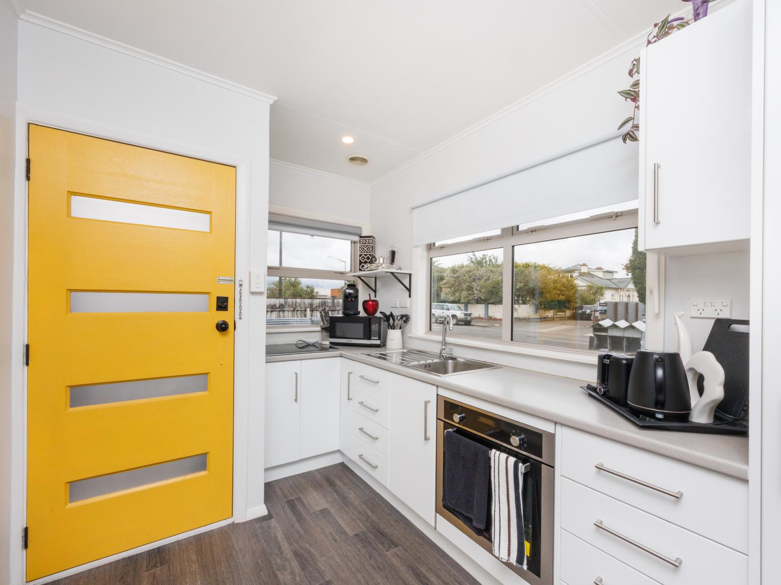 Unit 1-3, 11  Pascal Street, Central