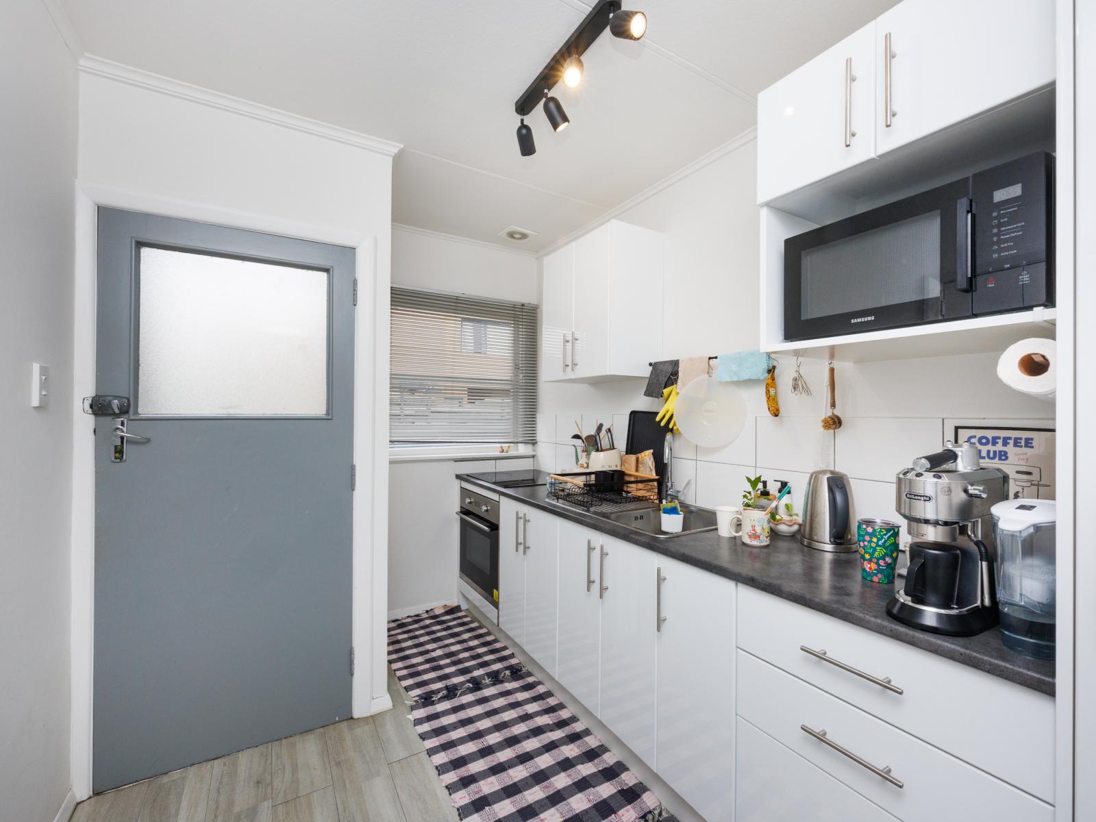 Unit 1-3, 11  Pascal Street, Central