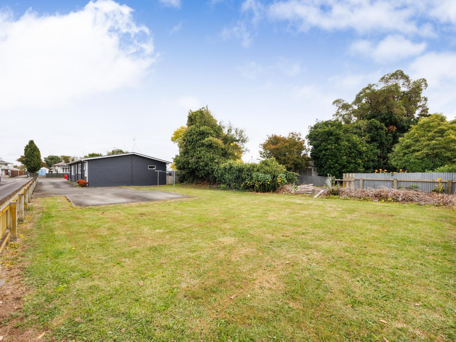 Unit 1-3, 11  Pascal Street, Central