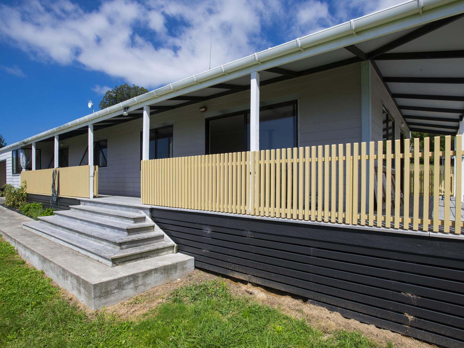 55 Harrington Road, Muriwai