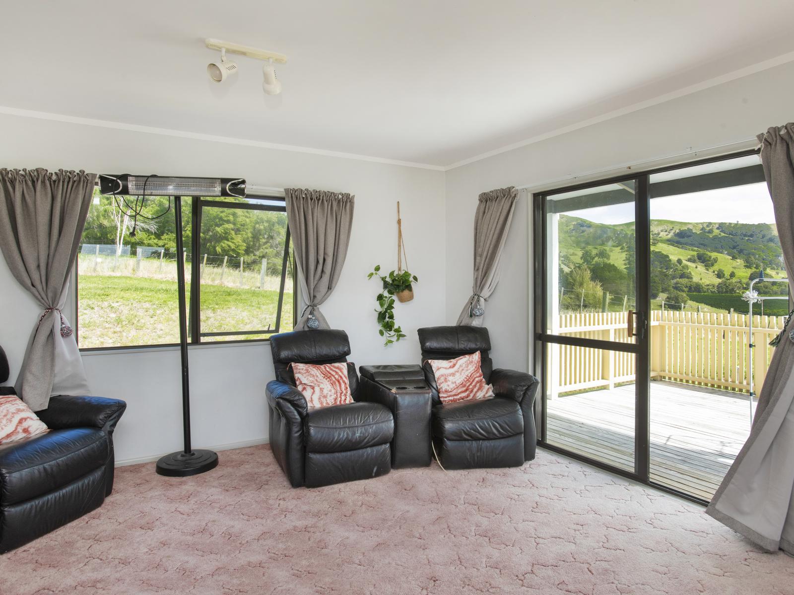 55 Harrington Road, Muriwai