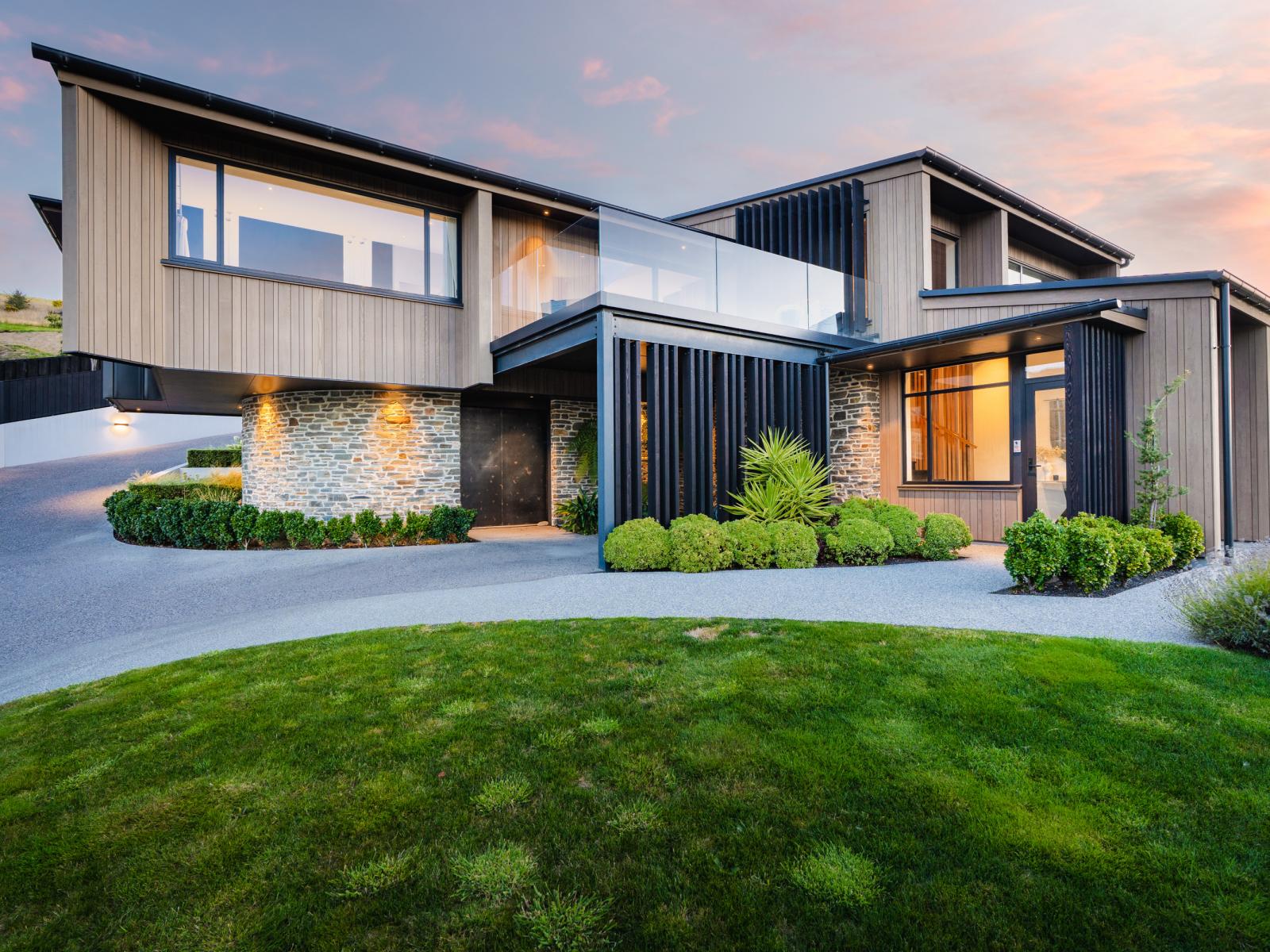 3 and 5 Jocelyn Way, Mosgiel