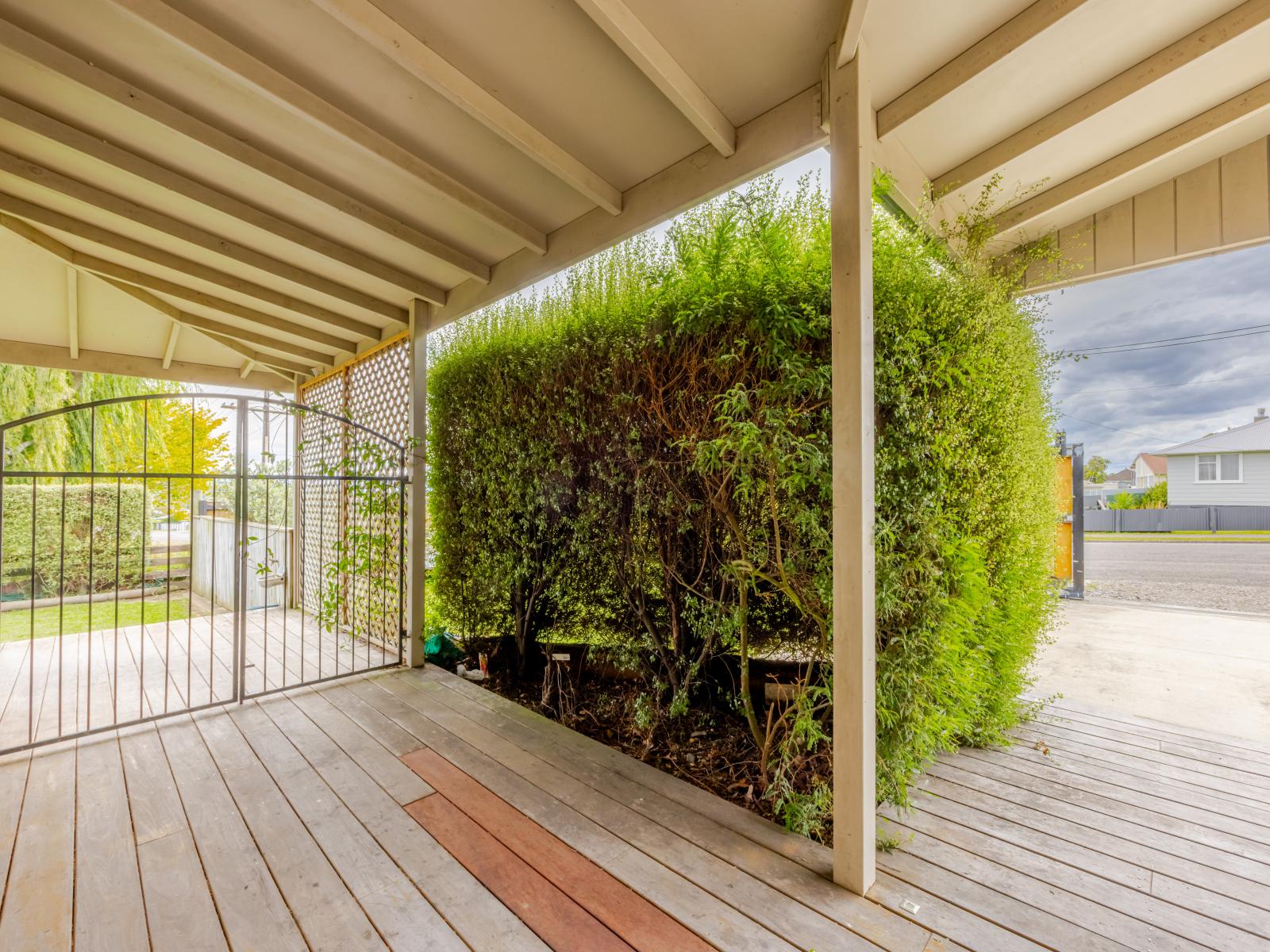 15 Lake View Road, Waipukurau