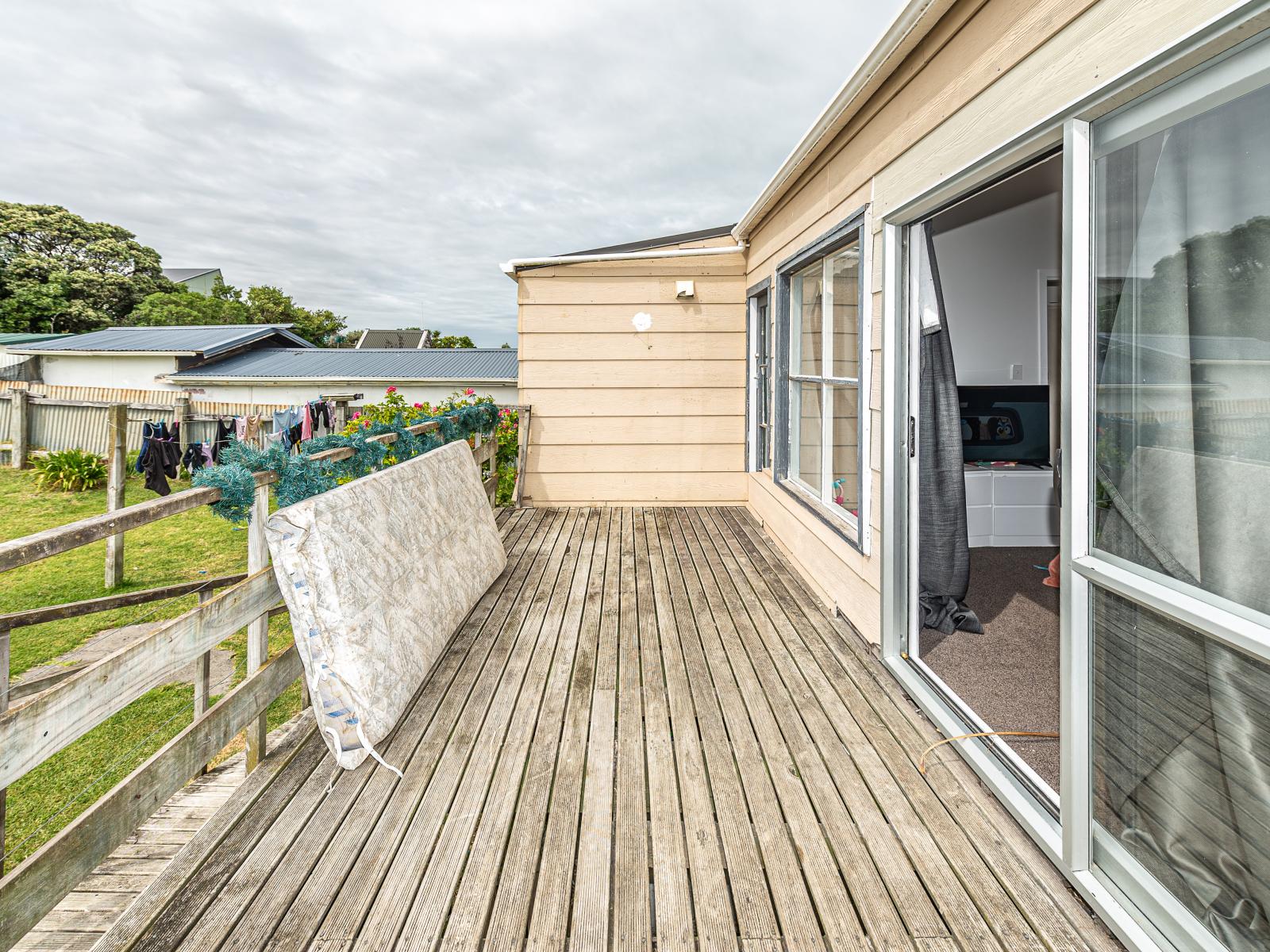 16 Aotea Street, Castlecliff